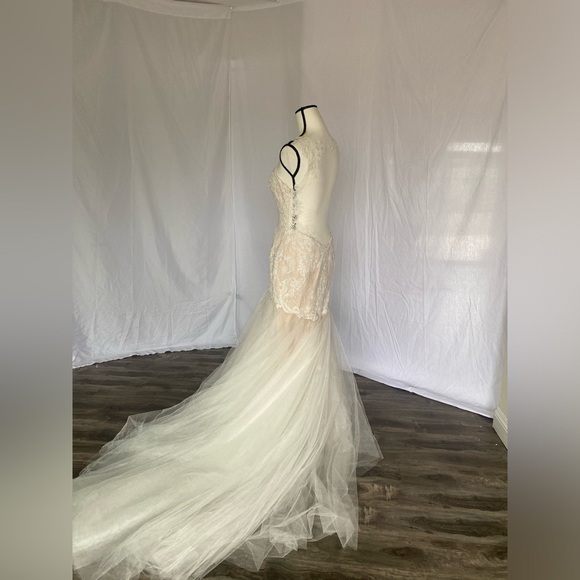 Giselle #14700 size 4 Fit & Flare illusion back sample floor Dress - Picture 12 of 16